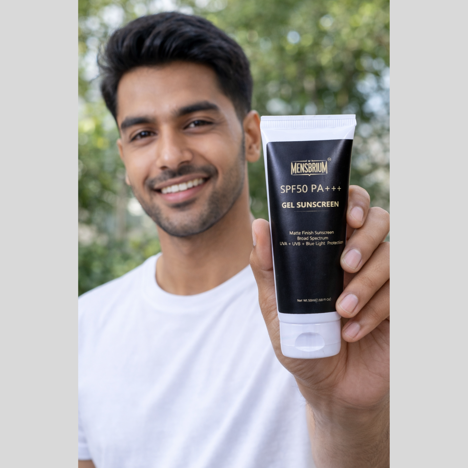 ai model promoting gel sunscreen image